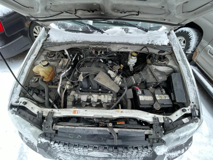 2007 ford escape xlt with 184897 miles for sale near elk-river, minnesota 726b4049f2a447888aaf50f693541842.jpg