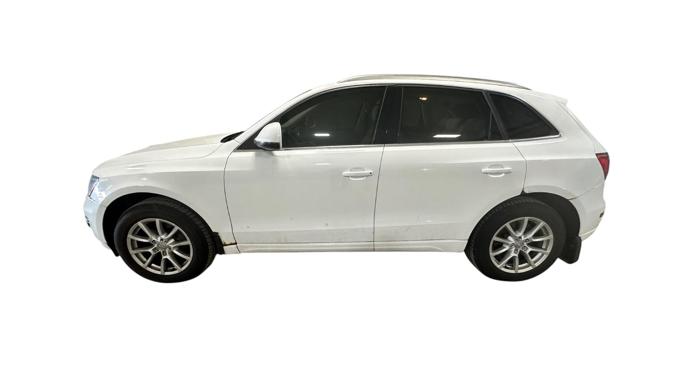 2010 audi q5 3.2-quattro-premium with 199988 miles for sale near elk-river, minnesota 7294a9318e824c52aacebab624de2178.jpg