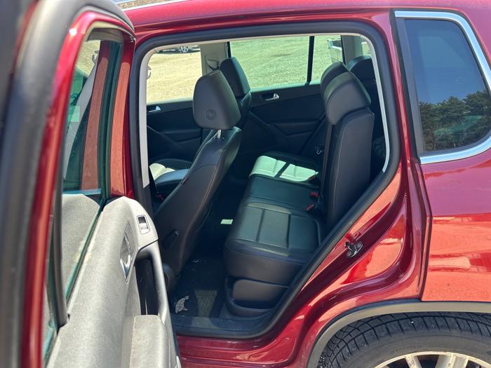 2011 volkswagen tiguan s-4motion with 209691 miles for sale near elk-river, minnesota 72d8a37d37f54e2e93e75719adf088d8.jpeg