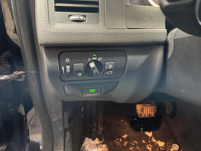 2011 volvo xc60 3.2 with 206105 miles for sale near elk-river, minnesota 72de2ad6d176422688378e7e45bc9e97.jpeg