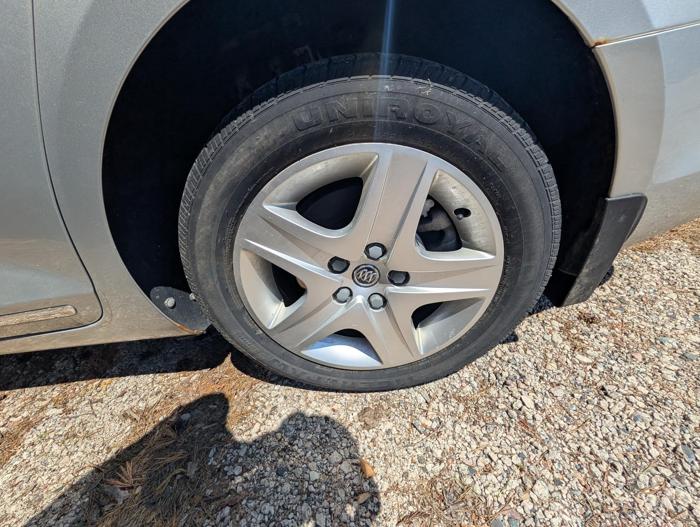 2011 buick lacrosse cx with 173682 miles for sale near elk-river, minnesota 72e5fe9dfaa547ac964fcf3c7876677e.jpg