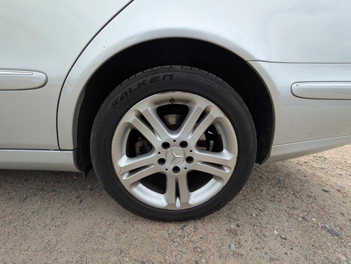 2006 mercedes-benz e-class e350 with 132043 miles for sale near elk-river, minnesota 72eacd403000475481e93930c0dd01bc.jpg