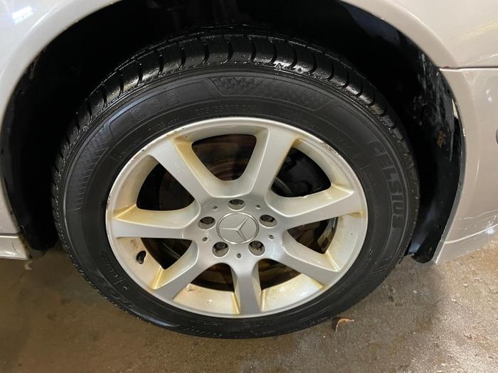 2005 mercedes-benz c-class 4-matic with 168563 miles for sale near elk-river, minnesota 730392d702b44a6b98e064b9597d4c90.jpg