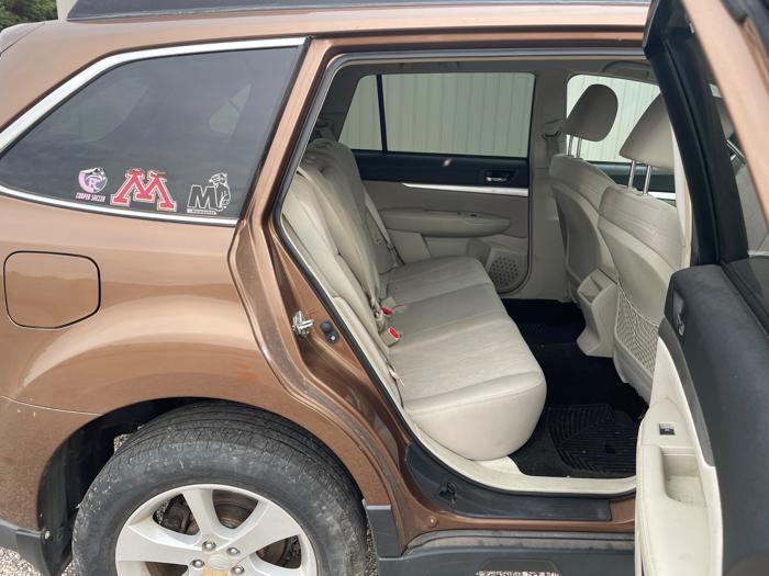 2013 subaru outback 2.5i-premium with 143089 miles for sale near elk-river, minnesota 73397aba0f5a487c9137fd12004ec68e.jpeg