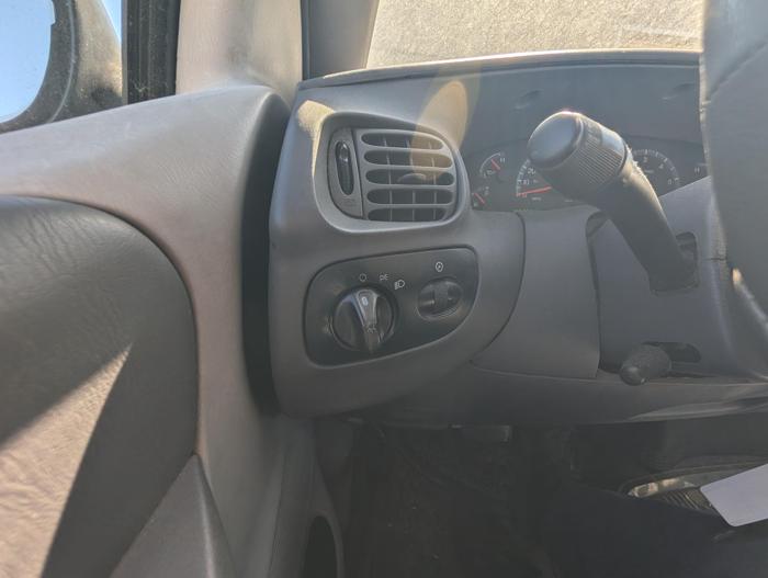 2003 ford f-150 xl-supercab-2wd with 173603 miles for sale near elk-river, minnesota 739b2a1b08104348a8cca2932181c4db.jpg