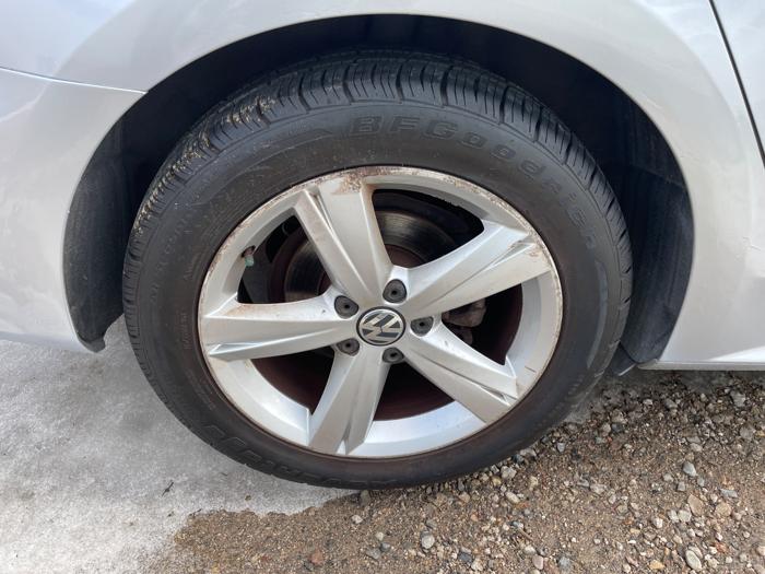 2013 volkswagen passat 2.5l-se-at with 109004 miles for sale near rice, minnesota 73d9e1dd8b6e4454851ff78021faaa2c.jpeg