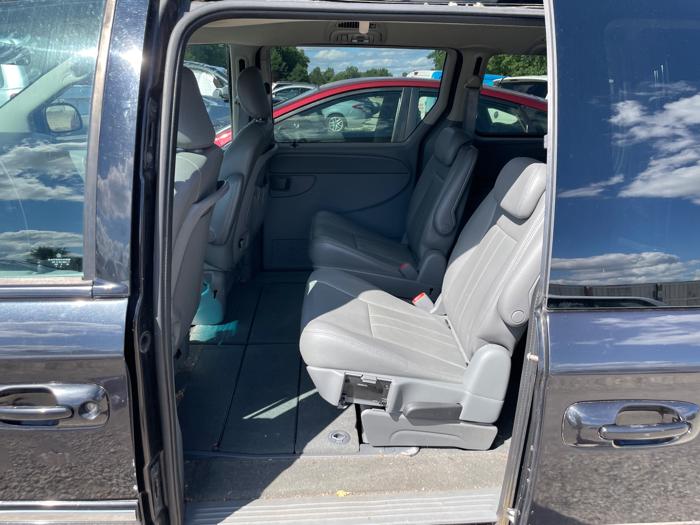 2006 chrysler town-&-country touring with 209387 miles for sale near elk-river, minnesota 7404ada25fda4e9f9e391f6b35b8a87d.jpeg