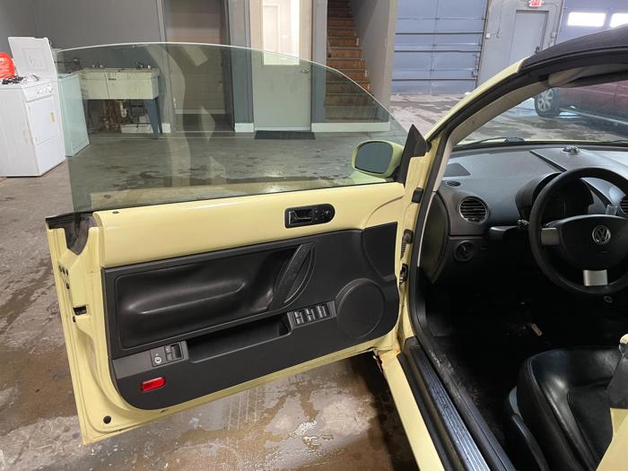 2006 Volkswagen New Beetle