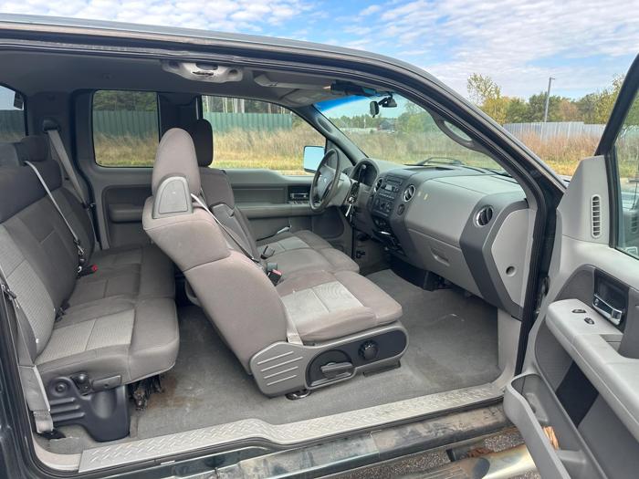 2005 ford f-150 fx4-supercab-4wd with 166193 miles for sale near elk-river, minnesota 740ceebc973445018ca1a16c02879d09.jpg