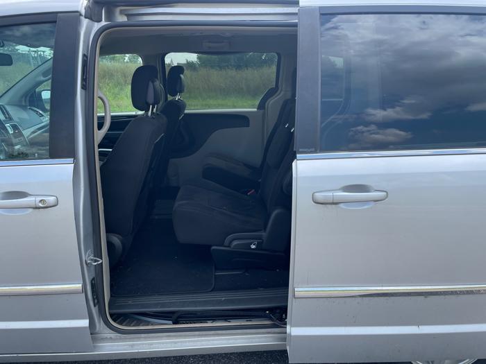 2011 chrysler town-&-country touring with 218543 miles for sale near elk-river, minnesota 7415fed42b8141eaab80b256a1ded7da.jpeg