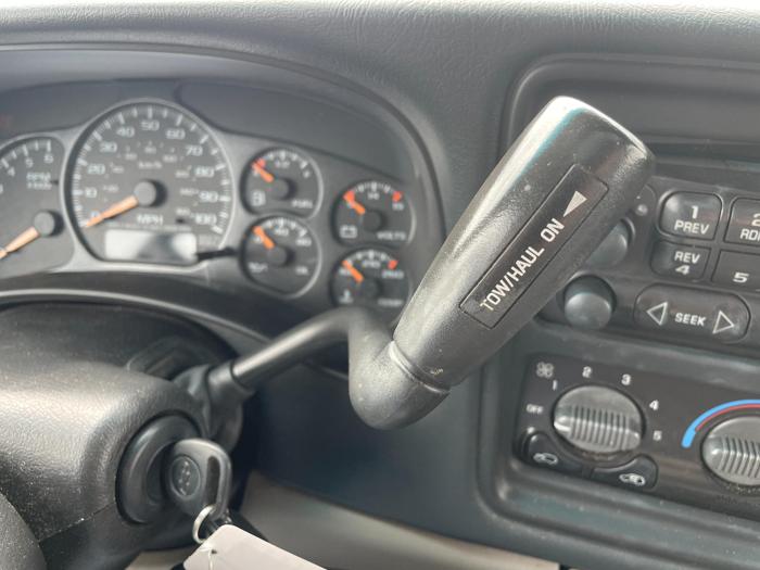 2001 chevrolet suburban 1500 with 236426 miles for sale near elk-river, minnesota 741dbe15d90540f7a3fbfa58bf175e03.jpg