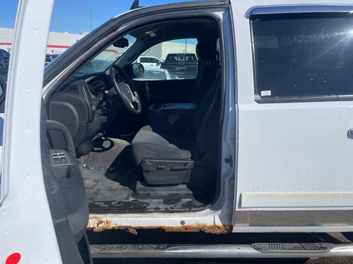 2008 chevrolet silverado-1500 ls-crew-cab-4wd with 151821 miles for sale near st.-cloud, minnesota 743d4bec132f4ce9ab0909a3bc46b7a9.jpeg