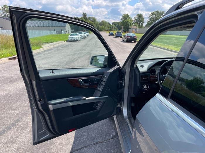 2011 mercedes-benz glk-class glk350-4matic with 132237 miles for sale near elk-river, minnesota 746a5b6abff74d2f9124af7dd6238855.jpeg