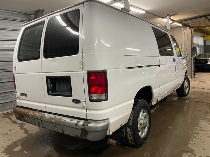 2000 ford e-250 with 144106 miles for sale near elk-river, minnesota 7484bb323ae54a7fbfcc963a59b4ad86.jpg