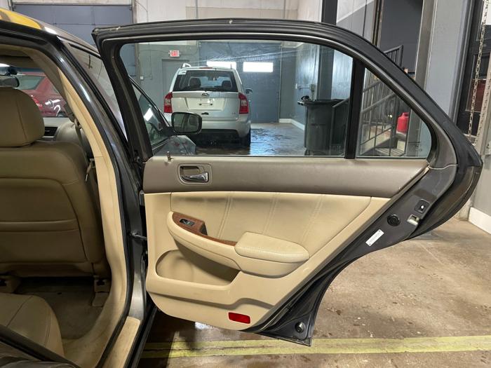2006 honda accord ex with 261196 miles for sale near elk-river, minnesota 749ace986efb4fad8618000ac8190acc.jpg