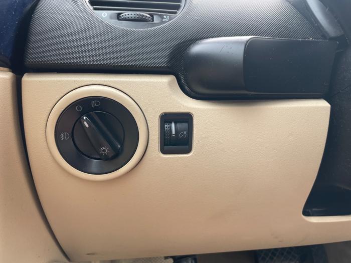 2003 volkswagen new-beetle gls-2.0l-convertible with 105377 miles for sale near elk-river, minnesota 74c3c32119b347f0ab51d1c4fb17306c.jpeg
