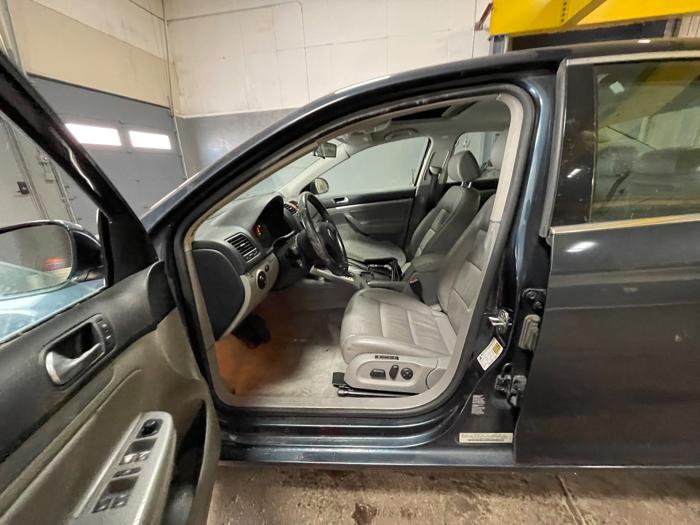 2006 volkswagen jetta 2.5l with 186063 miles for sale near elk-river, minnesota 74c83683205340c498382cdd2552f56e.jpeg