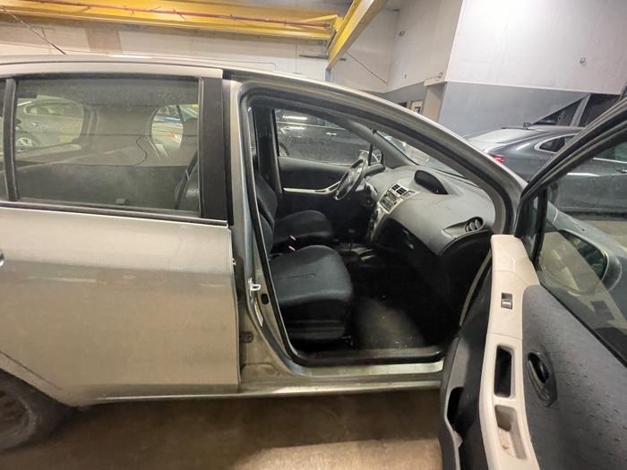 2009 toyota yaris liftback-s-5-door-at with 178503 miles for sale near elk-river, minnesota 74e26470b04846639cba676ad715a9ad.jpeg