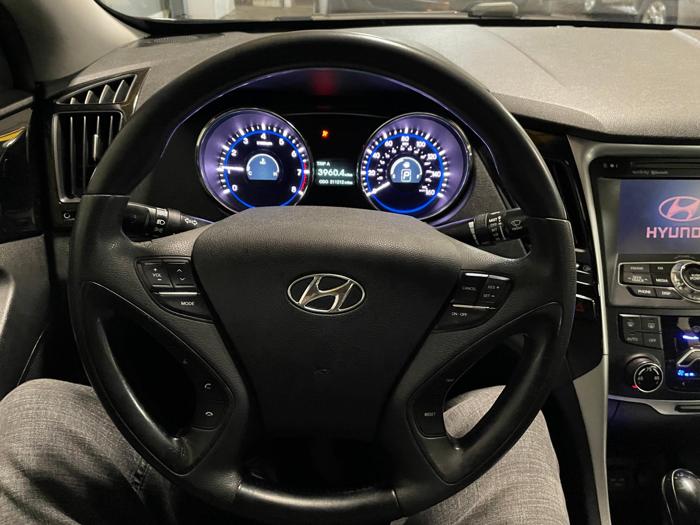 2011 hyundai sonata limited with 211211 miles for sale near elk-river, minnesota 7536e3c903d043c6884e0a12593d21ca.jpg