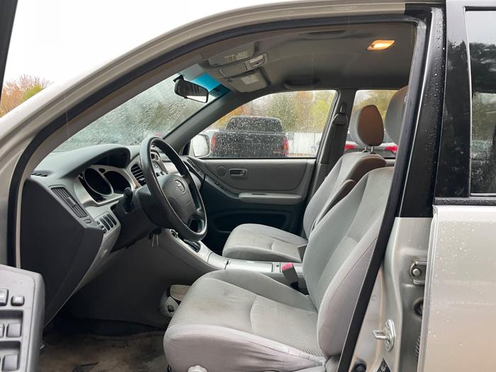 2005 toyota highlander 2wd with 232420 miles for sale near elk-river, minnesota 753f678bd20649ca828aed1c1fe68b23.jpeg