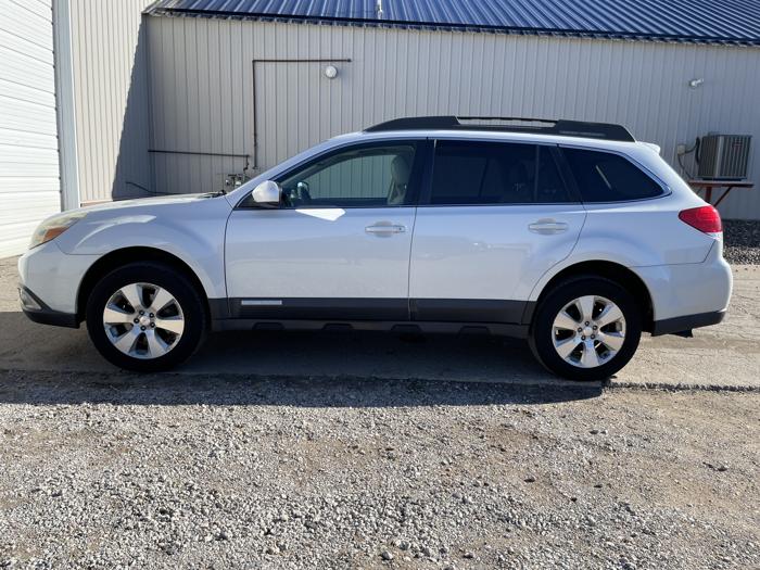 2011 subaru outback limited with 209058 miles for sale near elk-river, minnesota 755ad4778cb74e6f8aecaf8eaaf06a08.jpg