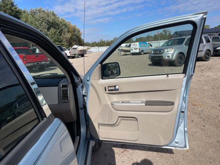 2008 mercury mariner v6-4wd with 169181 miles for sale near elk-river, minnesota 7582f26c5acf4a90b4c291ca2407b749.jpeg