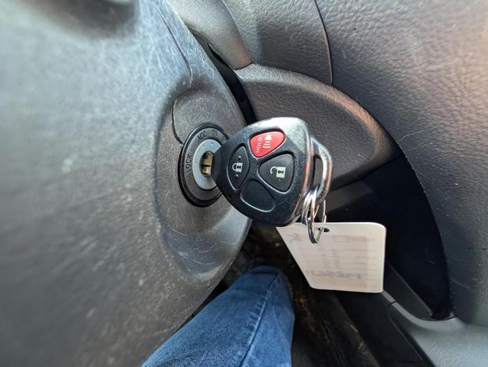 2010 toyota yaris sedan-5-speed-mt with 113583 miles for sale near elk-river, minnesota 75ad11ab34684dfb955d1f12424cfc7d.jpg