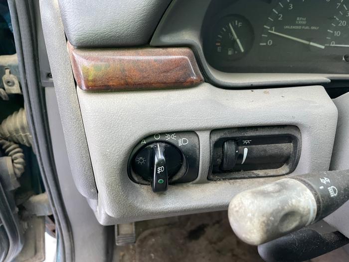 1997 chrysler lhs sedan with 156769 miles for sale near elk-river, minnesota 75ad4d1698f5467484776053e088a32f.jpeg