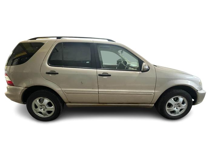 2002 mercedes-benz m-class ml320 with 185116 miles for sale near elk-river, minnesota 75bbdefdebac4cf4a476b6660853bdc0.jpg