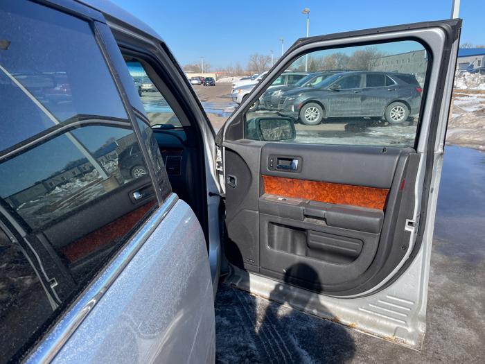 2012 ford flex limited-awd with 228002 miles for sale near fridley, minnesota 75d0dfae7a4848d0a2fb9e24ca09317b.jpeg