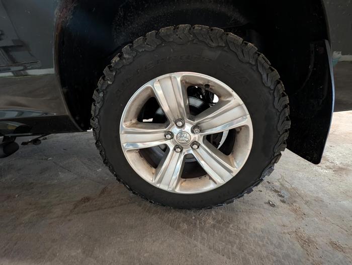 2014 ram 1500 slt-quad-cab-4wd with 160209 miles for sale near elk-river, minnesota 75f38daef6ed4d93a1ff75a205c3613e.jpg