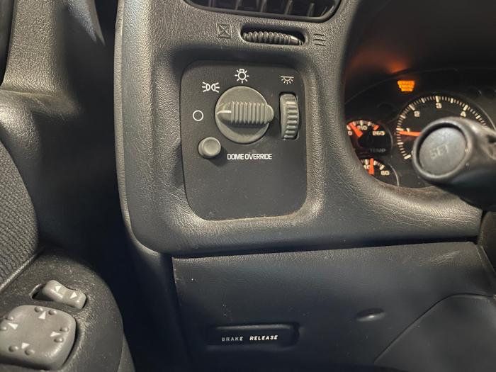 2003 chevrolet s-10-pickup ls with 191135 miles for sale near elk-river, minnesota 75fdbc1729d8445b9604015d4406144b.jpg