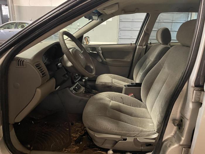 2002 Saturn LW