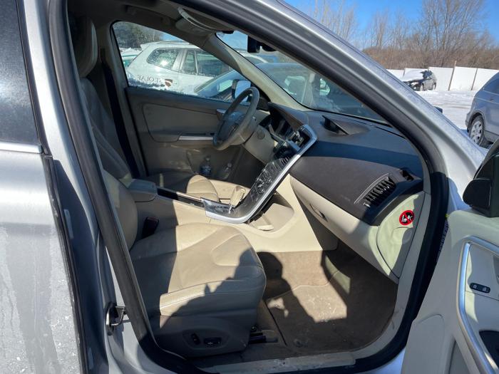 2010 volvo xc60 with 245515 miles for sale near elk-river, minnesota 76313e94f8044d01ac5d6fa6a093e726.jpg