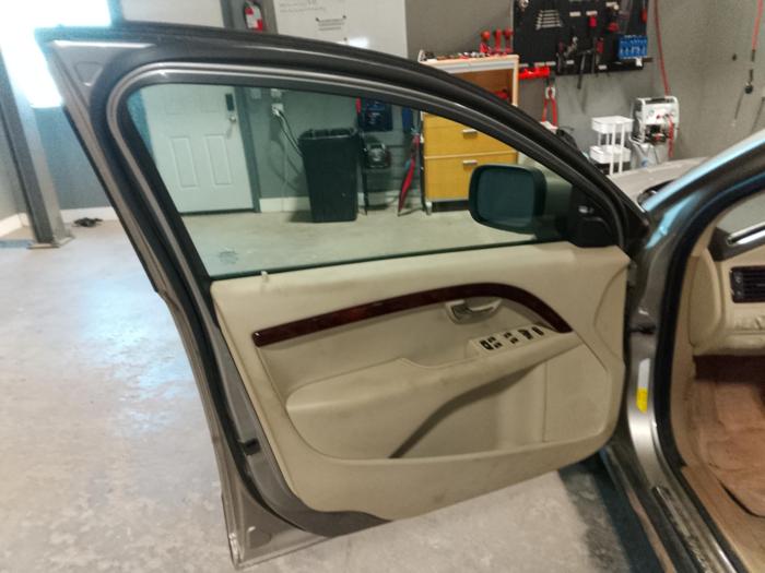 2008 volvo xc70 cross-country with 124785 miles for sale near elk-river, minnesota 7677574f41bd422eba5eecd7eef09a01.jpg