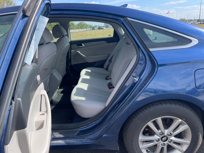 2016 hyundai sonata se with 120647 miles for sale near rochester, minnesota 767ab22ba3b0425091b58047486355cd.jpeg