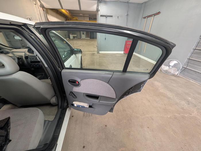 2003 saturn ion sedan-1 with 62978 miles for sale near elk-river, minnesota 76cfb29ca1214d289b442ad78c36a4ca.jpg