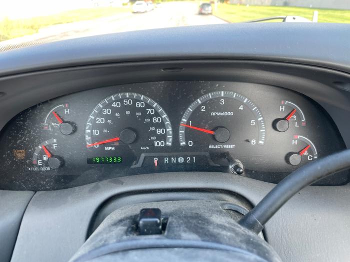 2000 ford f-150 ws-reg.-cab-short-bed-4wd with 197733 miles for sale near elk-river, minnesota 76f17a5480f5419a9ed703130d9dfa3e.jpeg