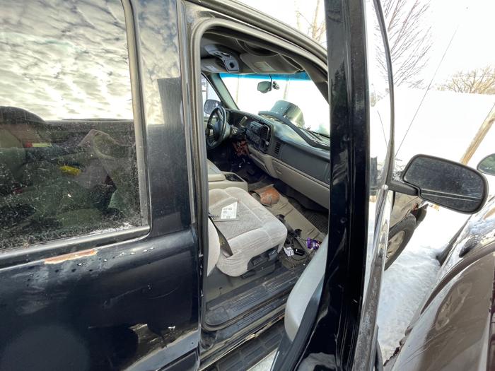 2001 chevrolet tahoe 2wd with 283729 miles for sale near elk-river, minnesota 7731f38b08c14bd9b840ff45ea5f97ca.jpeg