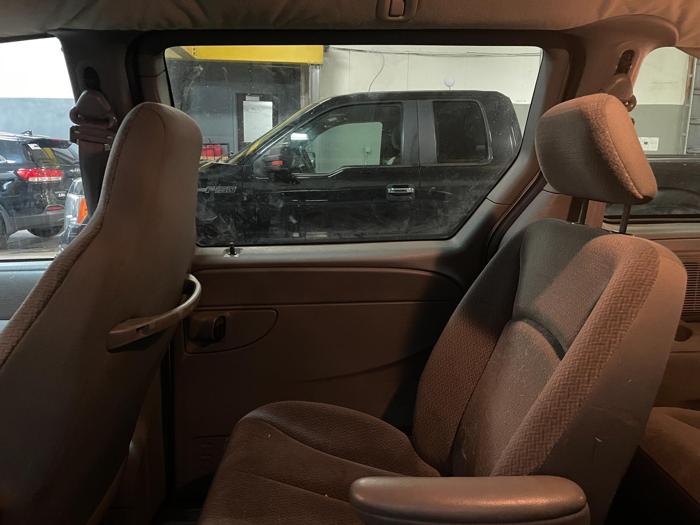 2004 Dodge Caravan
