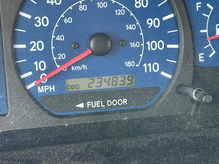2002 toyota sienna le with 234839 miles for sale near elk-river, minnesota 774d8badc9af4668b9ed5725cb9e10db.jpeg