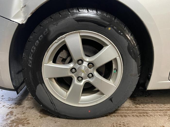 2015 chevrolet cruze 1lt-auto with 177421 miles for sale near elk-river, minnesota 77bfe8a3c5d94ddaa8c36b3e3832711f.jpg