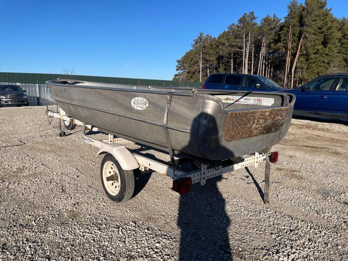 1965 alumacraft- alumacraft- for sale near elk-river, minnesota 77c631c54edc4fb9aff436ca74732d7f.jpg