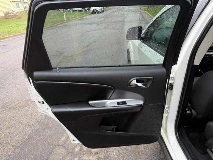 2018 dodge journey se with 114253 miles for sale near saint-paul, mn 77c850533b66461292c7183eab43464b.jpg