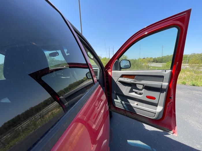 2006 dodge ram-2500 laramie-quad-cab-4wd with 323244 miles for sale near clearwater, minnesota 78083b91b0b644f1beb811ba2920d3b1.jpeg
