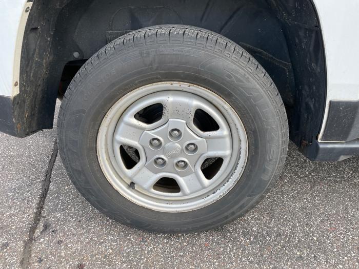 2014 jeep patriot sport-4wd with 159170 miles for sale near elk-river, minnesota 7814a7a4247041c7b6652218725ec63e.jpeg
