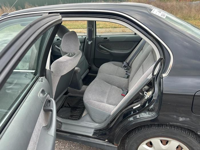 1998 honda civic lx-sedan with 113879 miles for sale near elk-river, minnesota 78167382726f4de68754e34fd9ac771e.jpg