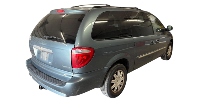 2007 chrysler town-&-country touring with 155270 miles for sale near elk-river, minnesota 78251d4f8e7943f386b45e2bc743dfc2.png