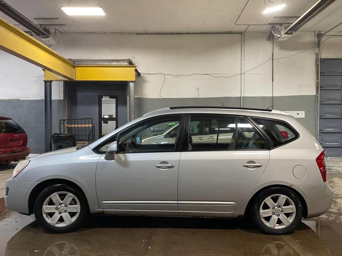 2007 kia rondo lx with 200939 miles for sale near elk-river, minnesota 788332ac5ef842fb95dd2a090b1e0821.jpg