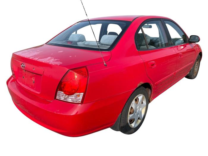 2005 hyundai elantra gls-4-door with 171647 miles for sale near elk-river, minnesota 78a97ff51d794f5394b03ff4c801927b.jpg